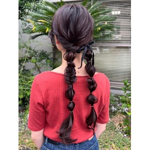 編み下ろしツインアレンジ　たまねぎヘア　リボンアレンジ