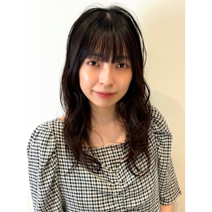 艶髪セミロングローレイヤー
