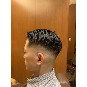 銀座　フェード　スキンフェード　理容室