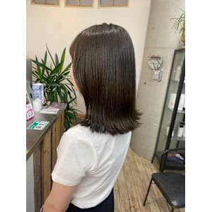 TRUCKIN UP THE PATH×ミディアム