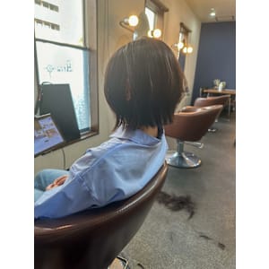 切りっぱなしボブ