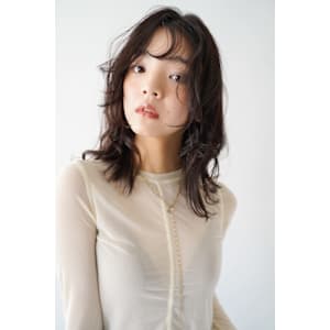 くびレイヤーエモージュ前髪モテベージュレイヤーミディ【立川】