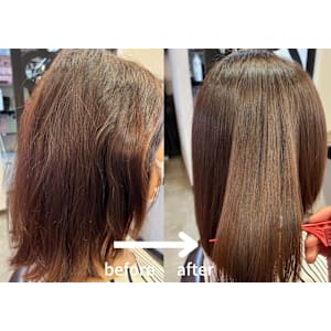 【コスメ縮毛矯正】で-10歳の艶髪★コスメストレート赤羽縮毛