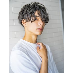 【小久保style】韓国マッシュニュアンスパーマグレーカラー