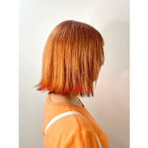 オレンジ裾カラー