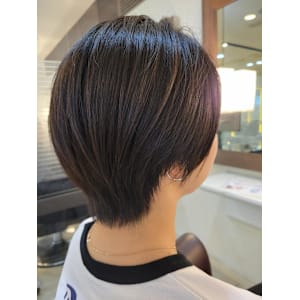 丸みショートボブ　絶壁解消ショートボブ