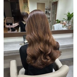 乾かすだけで簡単に再現！韓国っぽコテ巻き風パーマ！