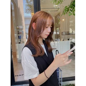 【マットブラウン/佐藤杏丸】