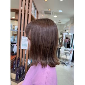 切りっぱなし外ハネボブ/Ju