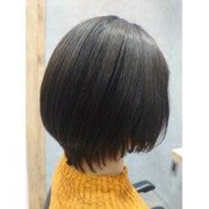 スッキリタイトなショートスタイル