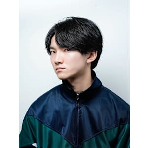 【alpha 新宿】ニュアンスパーマ×センターパート