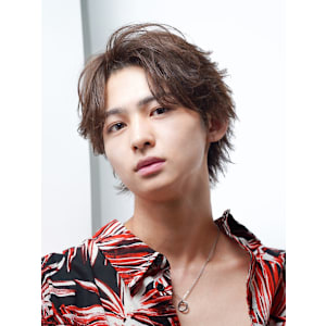 【alpha 新宿】センターパート×スパイラルパーマ