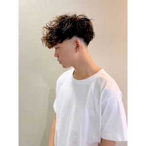【老沼】フェード×スペインカール - STYLE 茅ヶ崎 smart salon【スタイルチガサキスマートサロン】掲載中