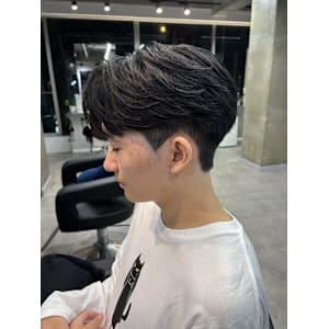 miu&宇都宮良太　メンズ韓国風センターパート