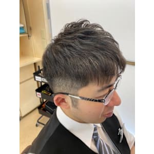 シャドーフェード×ポイントパーマ