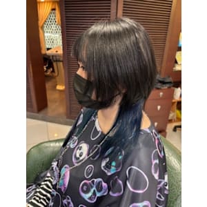 ロングウルフ×インナーカラー【ダブルカラー＋ブルー】