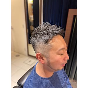 くせ毛ショート/フェード/ツーブロック刈り上げ