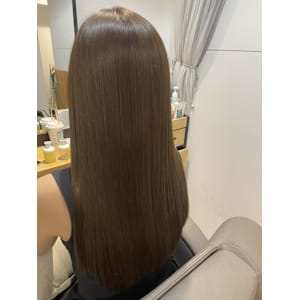 滑らかなロングは髪質改善で♪