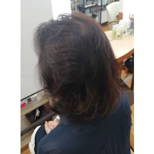 くせ毛ミディアムグラ&ナチュラルブラウン(白髪染め)