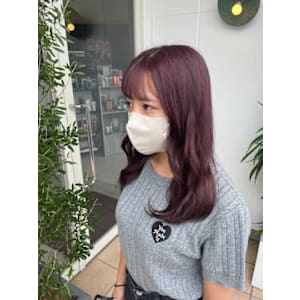 ピンクブラウン