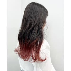 ピンクベージュ