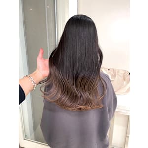 ベージュグラデーション