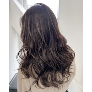 グレージュカラー