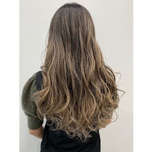 外国人風バレイヤージュ