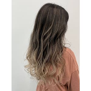 ベージュグラデーション