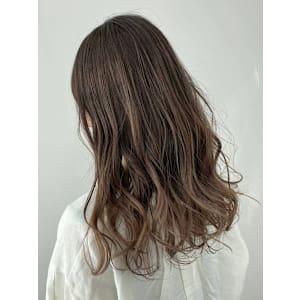 アッシュブラウン