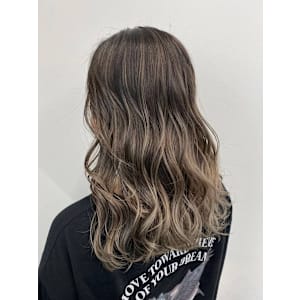 ハイライトグレージュ