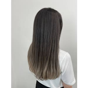 グラデーショングレージュ