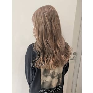 プラチナベージュ