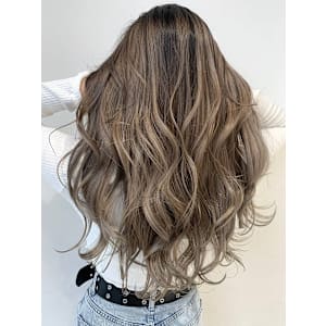 ベージュカラー