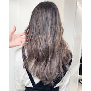 ミルクティーバレイヤージュ