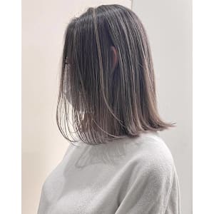 ミディアムバレイヤージュ