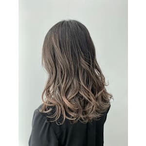 ナチュラルシャドールーツ