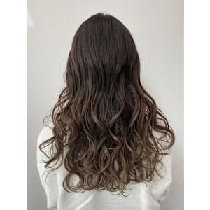 アッシュブラウン