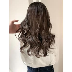 うる艶ベージュ