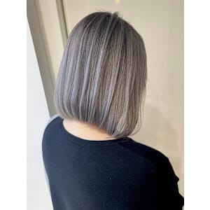 シルバーボブ