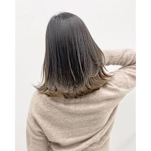 ナチュラルグレージュグラデーション