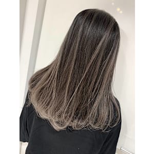 ベージュデザインカラー