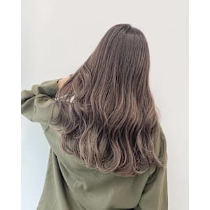 エアタッチバレイヤージュのミルクティーベージュ