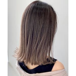 グラデーションベージュ