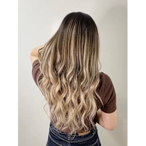 エクステバレイヤージュ