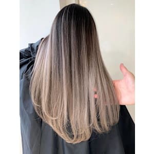 ホワイティミルクティーエアタッチグラデーション