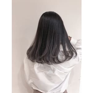 暗髪ナチュラルグラデーション