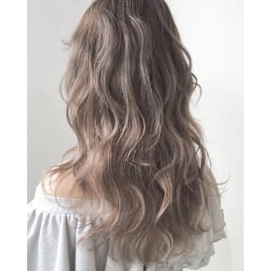 フォギーベージュ