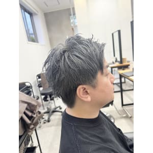 アッシュグレー