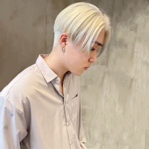 ホワイトブロンド　抜きっぱなし　メンズ　大須　センターパート - i l l【イル】掲載中